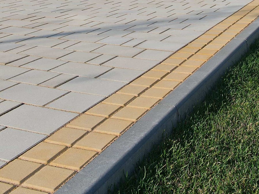 Продажа тротуарного бордюра в Агалатове